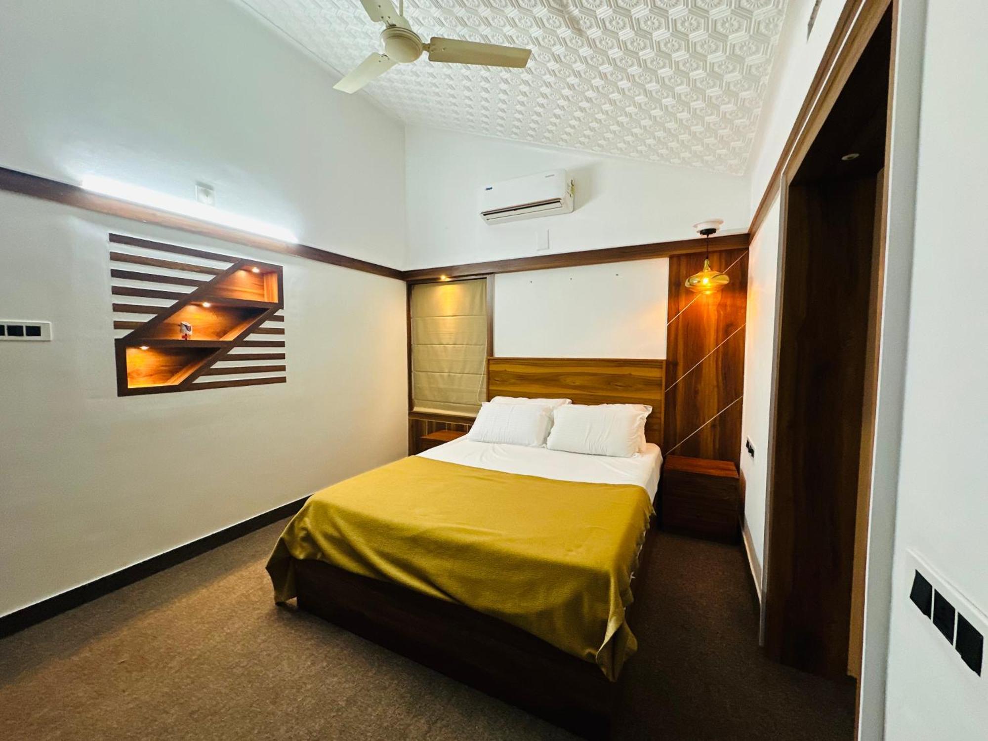 The Mallika Holidays Mananthavady Exterior photo